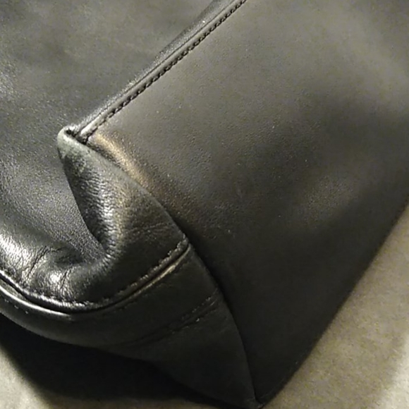 Dkny - Picture 7 of 8